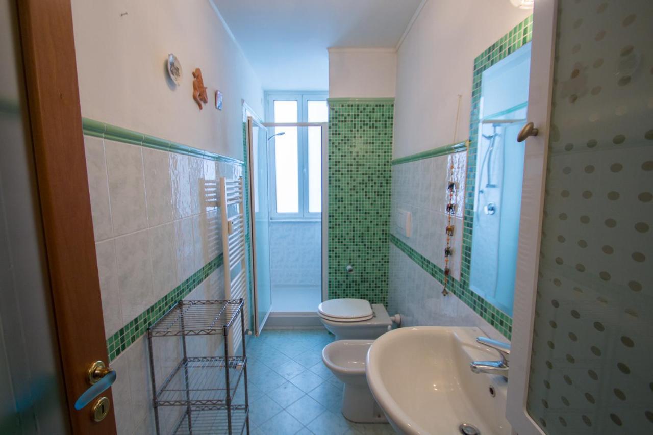 Yellow House Σαβόνα Εξωτερικό φωτογραφία
